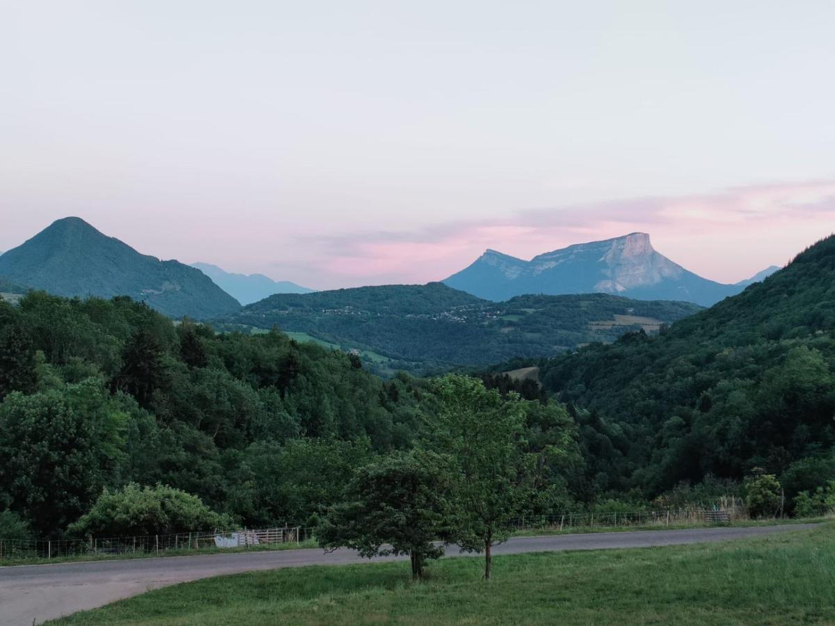 Thoiry  Chalet La Fougere 15 Personnes 180M2 Bauges Savoie Thoiry מראה חיצוני תמונה
