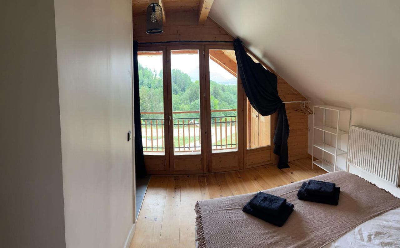 Thoiry  Chalet La Fougere 15 Personnes 180M2 Bauges Savoie Thoiry מראה חיצוני תמונה